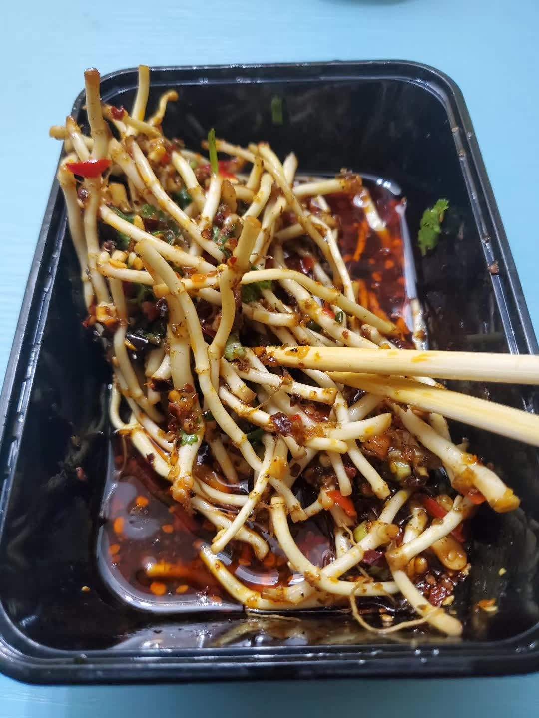 太爱吃折耳根了