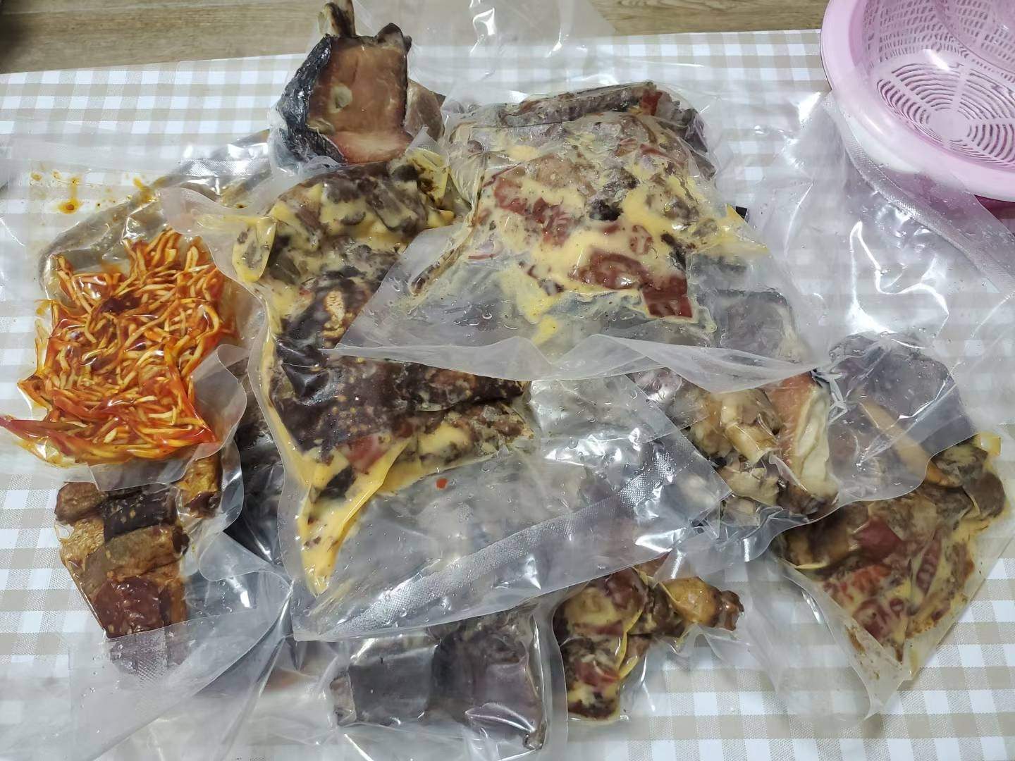 来自姑姑的爱，塞满冰箱了